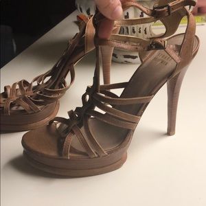 Stuart Weitzman Shoes - Stuart Weitzman Stuart Weitzman Shoes - Stuart Weitzman